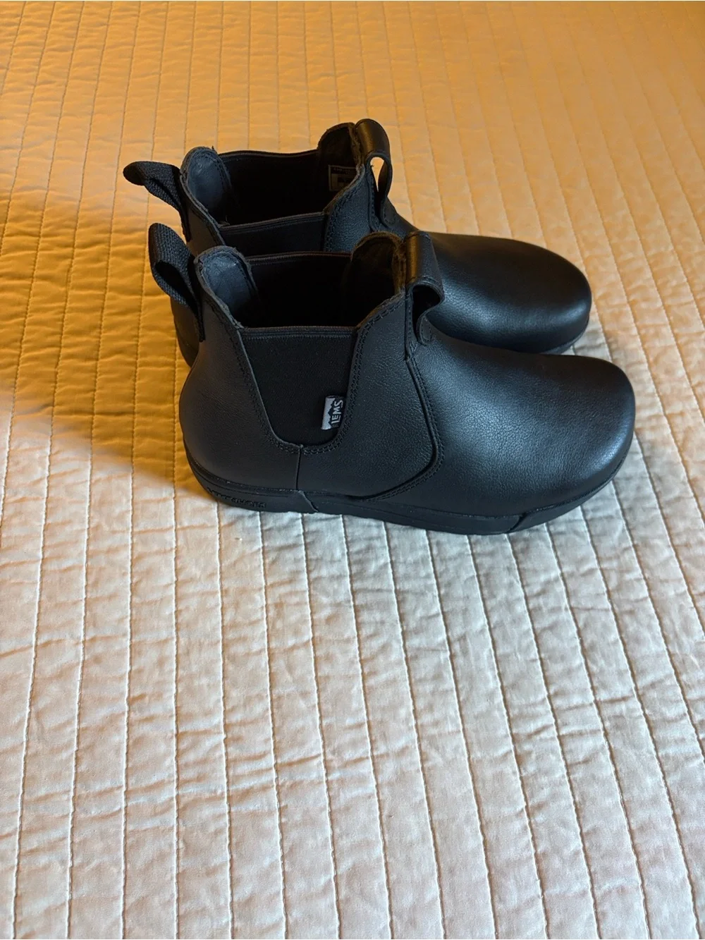 LEMS Chelsea Boots TUFF , Men’s size 7, Women’s 7.5